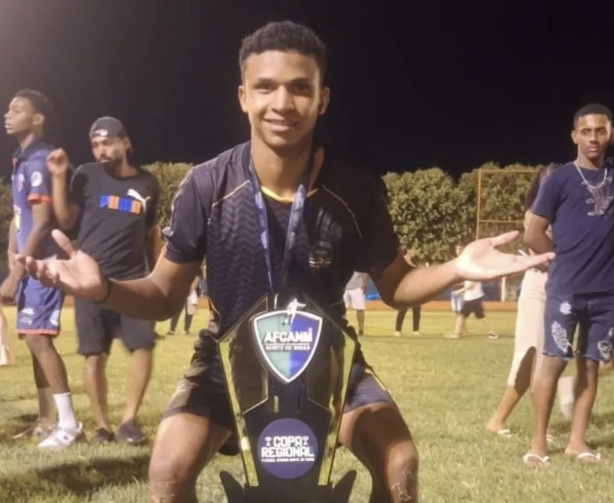 Corinthians registro novo meio-campista e chega a sete contratações para o Sub-17 em 2026