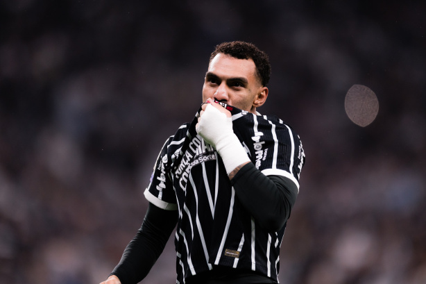 Pedidos de Seleção e gol contra: Fiel repercute vitória contra o São Paulo no Brasileirão