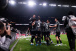 Corinthians domina S�o Paulo no segundo tempo e vence primeiro cl�ssico no Brasileir�o