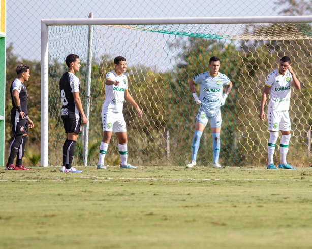 Corinthians vence o Cuiabá e ganha respiro no Brasileiro Sub-20