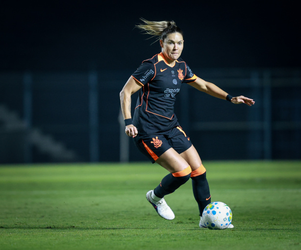 Corinthians empata com Santos na Fazendinha e segue em segundo no Paulista Feminino
