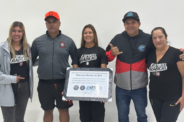 Corinthians recebe visita do presidente da Federação Paulista de Surfe