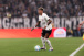 Jesse Lingard aponta Corinthians como favorito ap�s empate contra o Pe�arol na Libertadores