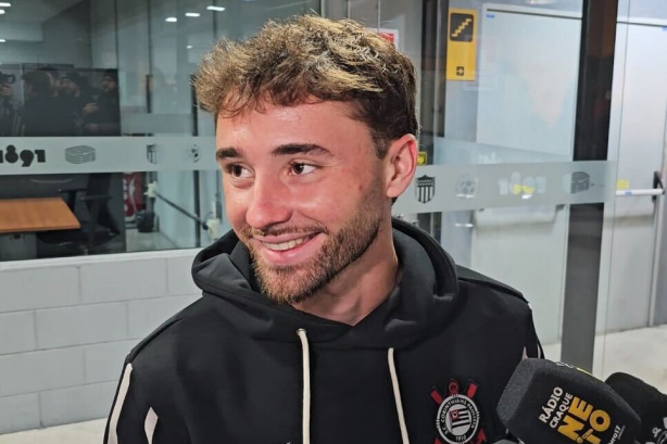 Milans comenta reencontro com ex clube e afirma ter feito sua melhor exibição pelo Corinthians