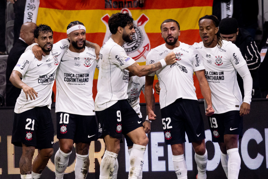 Últimas do Corinthians: vitória no Brasileirão, tratativas por Memphis e recorde de público no NBB