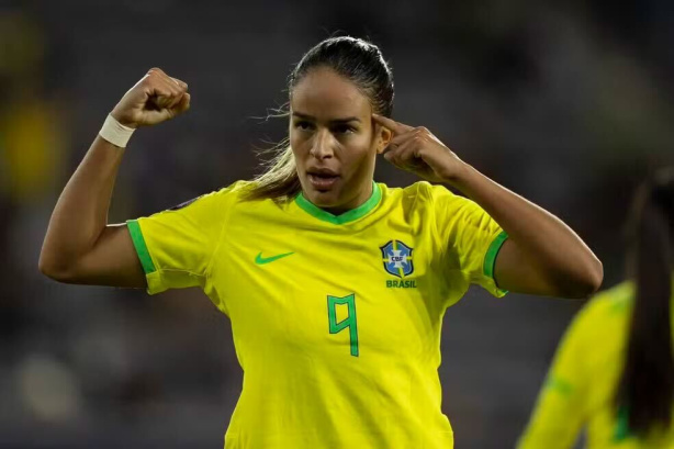 Corinthians recebe resposta negativa de Gabi Nunes em primeira investida; entenda