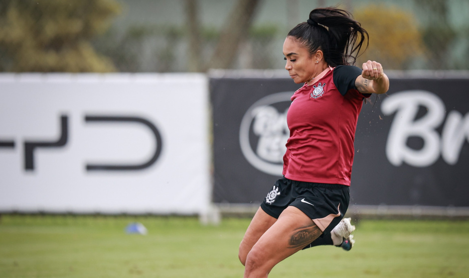 Dupla do Corinthians retorna aos treinamentos com o grupo s vsperas de Drbi