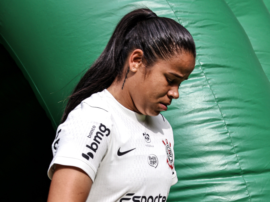 Tcnica do Corinthians explica abrao em Vic Albuquerque aps classificao sobre o Palmeiras