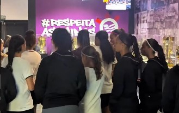 Corinthians promove encontros de combate ao racismo para as categorias de base femininas