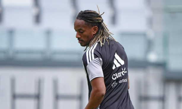 The Corinthians midfielder is an option against Spain in a friendly before the World Cup; know everything