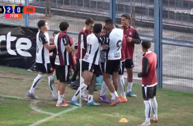 Tim�ozinho soube aproveitar a vantagem num�rica diante da Portuguesa Santista para conquistar a segunda vit�ria seguida no Estadual