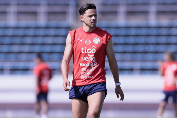 Torcida do Corinthians provoca o Paraguai após goleada sem Romero na Copa: 'Todo castigo é pouco'
