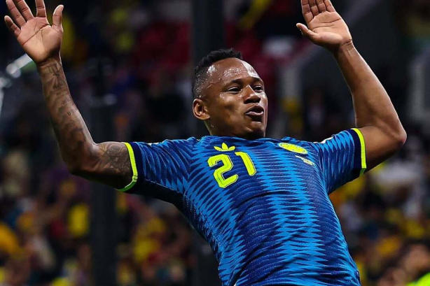 Atacante de adversário do Corinthians na Libertadores marca pela Colômbia na Copa do Mundo
