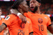 Atacante do Corinthians sai do banco e d� assist�ncia em goleada da Holanda na Copa do Mundo