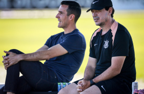 Corinthians recebe visita de t�cnico da Sele��o Sub-20 durante treino no CT Joaquim Grava