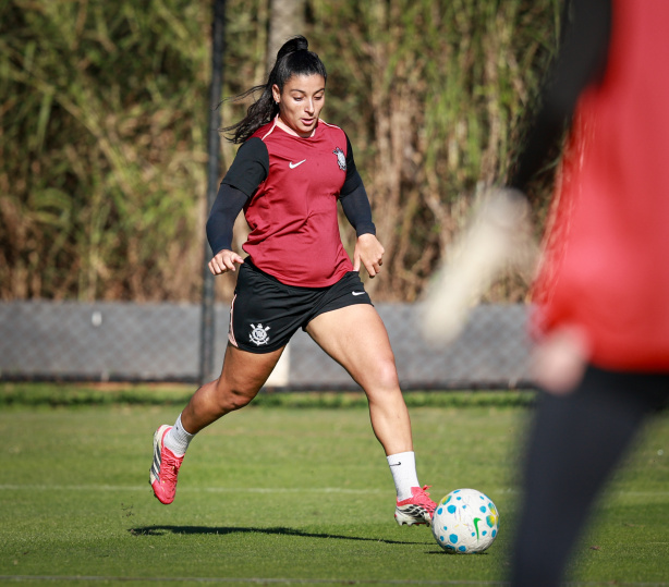 Corinthians finaliza semana de treinos no feminino com trabalhos físicos e táticos
