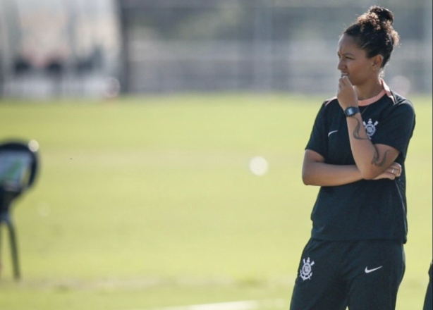 Gabrielle Guedes detalhou o trabalho feito com as Brabas na intertemporada
