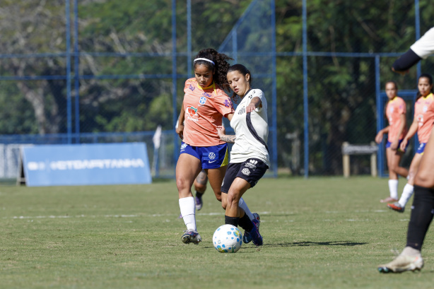 Carol Melo esteve com a Seleção Feminina Sub-17 nos últimos dez dias