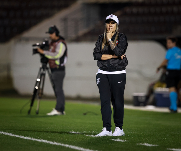 Emily Lima questiona aus�ncia de VAR e comenta elimina��o do Corinthians na Copa do Brasil