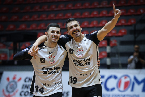 Timão tenta chegar ao sexto jogo consecutivo sem perder no Ginásio Wlamir Marques