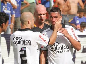 O Corinthians no gostou da atuao do rbitro Pablo dos Santos Alves