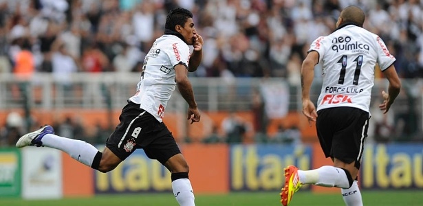 Vice-artilheiro do Corinthians no Brasileiro com 8 gols, Paulinho est na mira do Milan