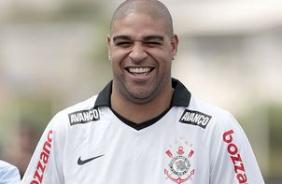 Adriano deve estrear contra o Flamengo