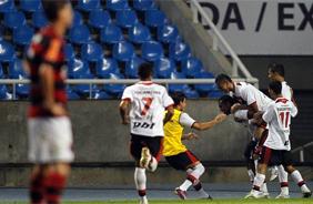 Flamengo tomando de quatro contra o Atltico-GO