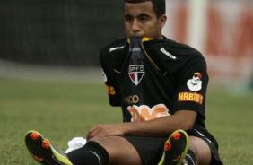 Lucas admite que o Corinthians  mais time que o So Paulo