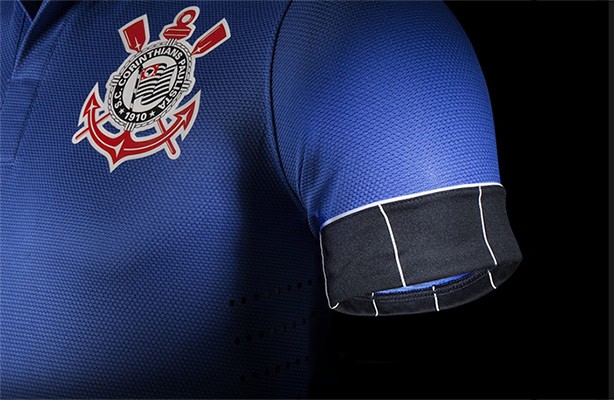 Nova camisa do Corinthians homenageia a Seleo