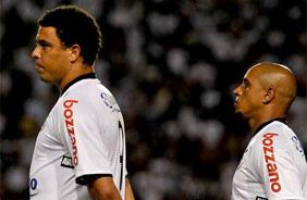 Ronaldo e Roberto Carlos so os nicos da lista que ainda jogam 