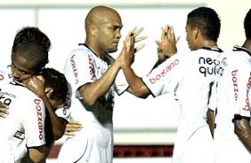 Souza fez seus primeiros gols no Paulista