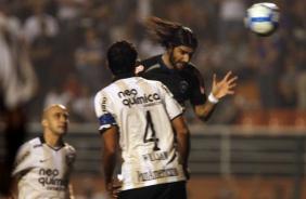 William e Alessandro falhando na marcação do gol do Botafogo