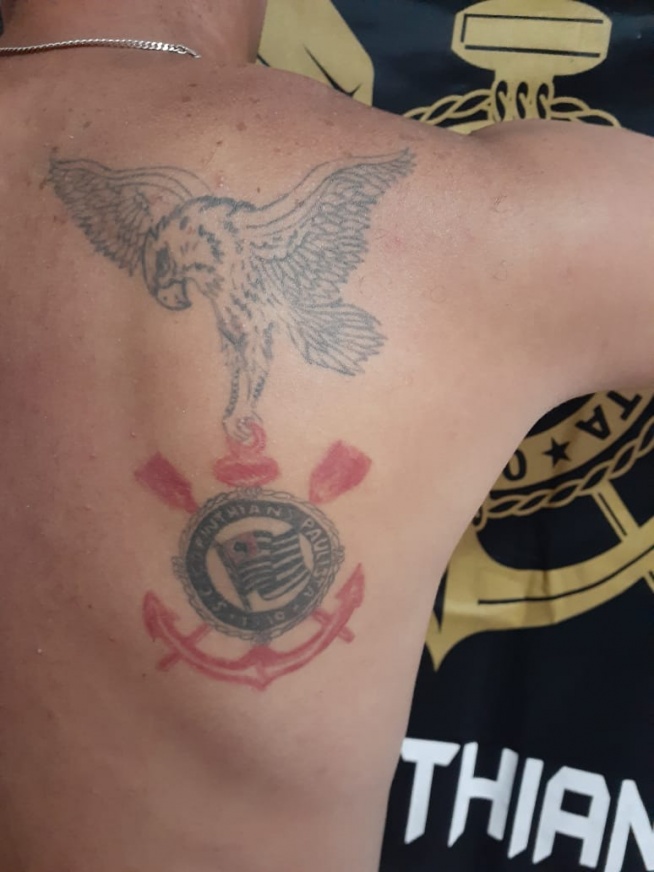Tatuagem do Corinthians do Adriano