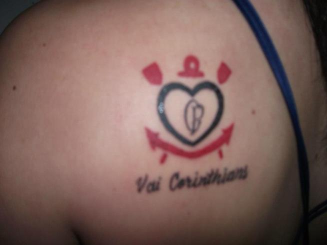 Tatuagem do Corinthians da Alice