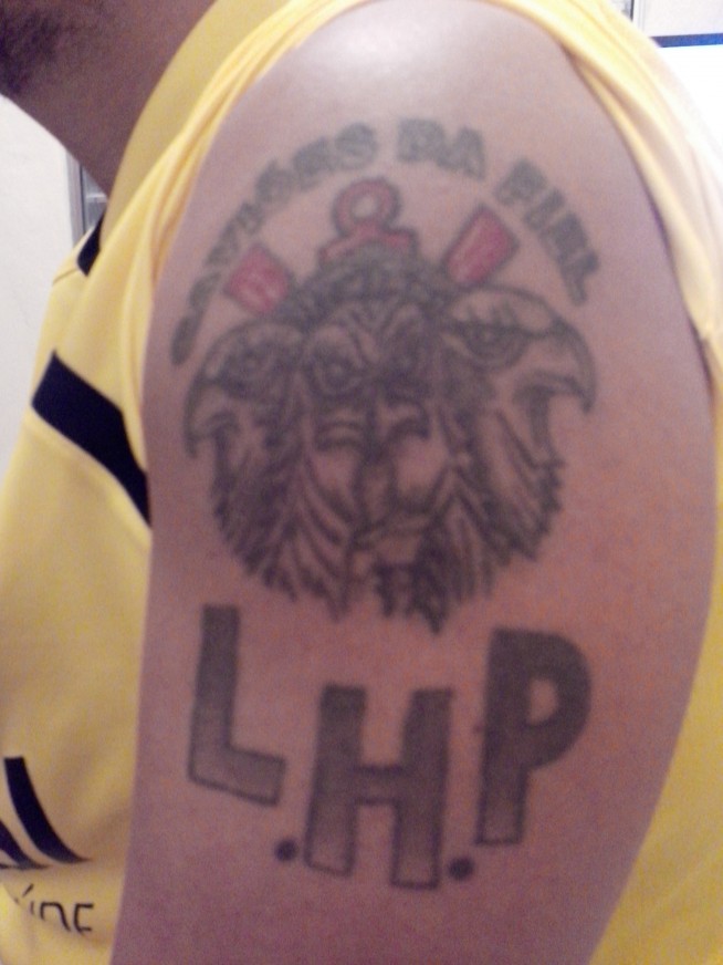 Tatuagem do Corinthians do Allan