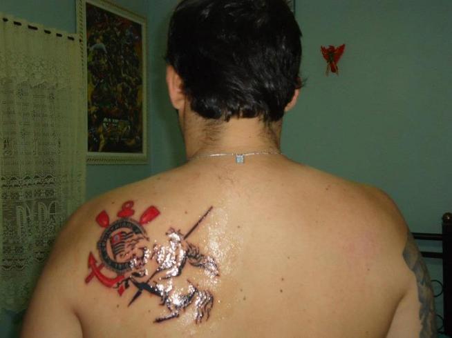 Tatuagem do Corinthians do Beto