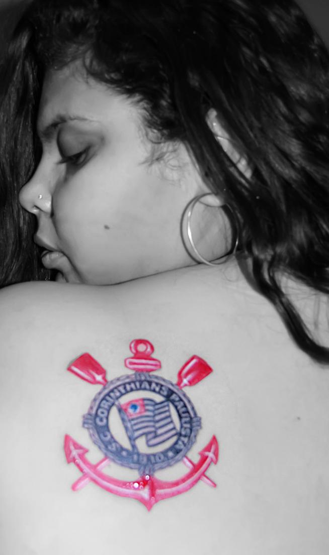 Tatuagem do Corinthians da Debora