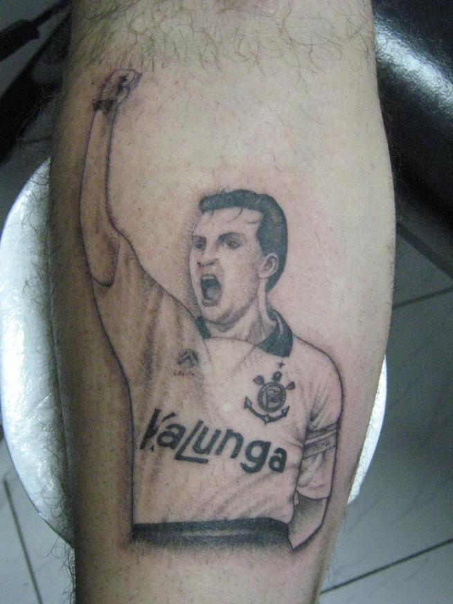 Tatuagem do Corinthians do Helby