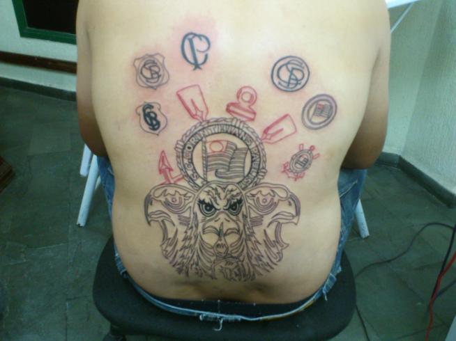 Tatuagem do Corinthians do Renan