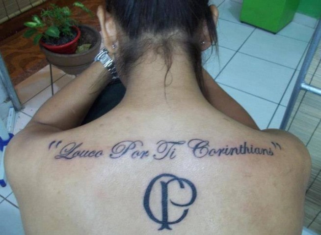 Tatuagem do Corinthians da renata