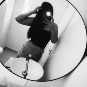 lara.oliveira.30003@gmail.com