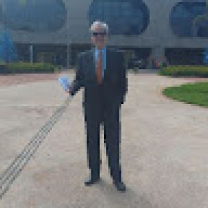 JOS� AN�BAL PETTR�GLIA