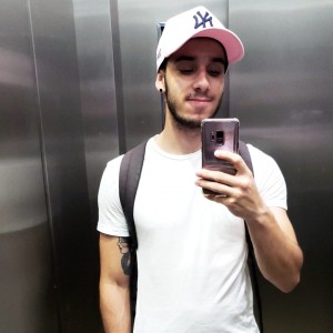 Leeo