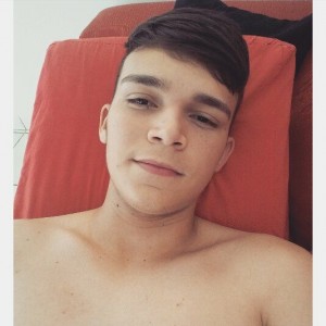 Vitor Dyrk Guimar�es Fernandes
