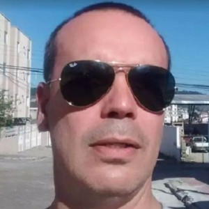 Carlos