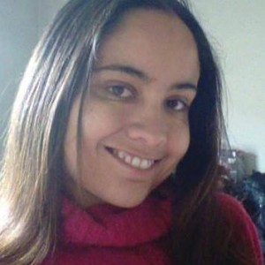 Fl�via