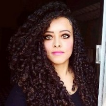 Qu�zia Chaves