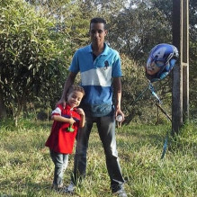 Elcio R