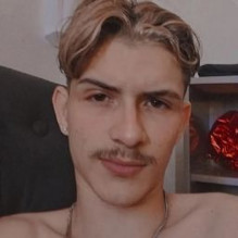 Daniel Zoe